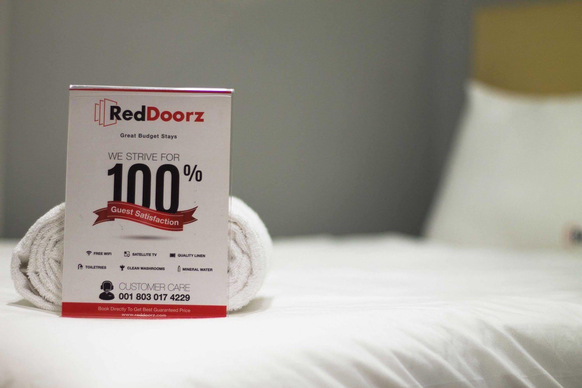 Reddoorz Apartment @ Green Pramuka 자카르타 외부 사진